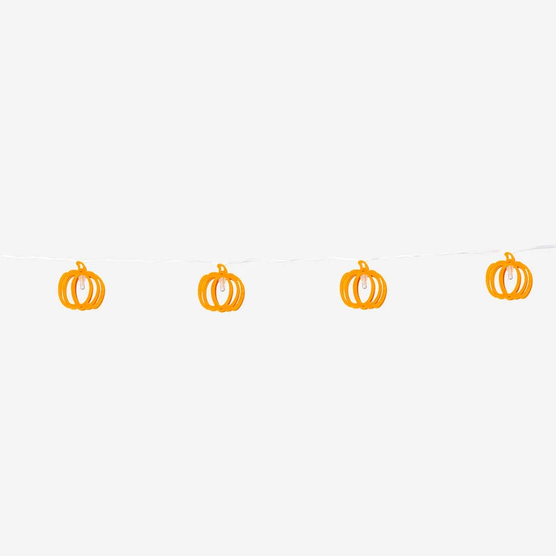String lights - Wooden pumpkins