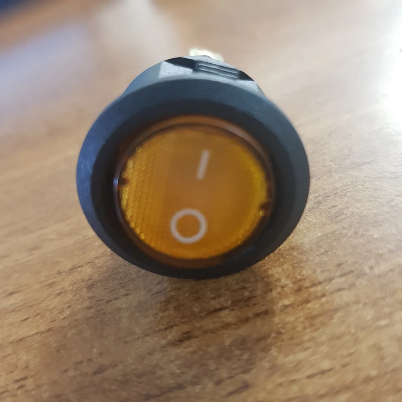 Interruttore tondo luminoso giallo ø 20mm - 6A 250V - 3 Faston 4,8mm