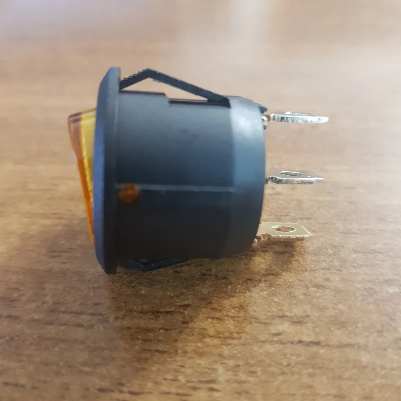 Interruttore tondo luminoso giallo ø 20mm - 6A 250V - 3 Faston 4,8mm