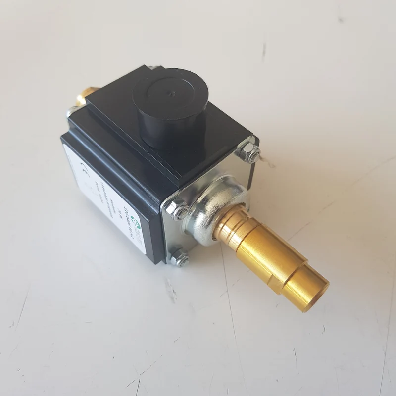Pompa di Vibrazione Fluid-O-Tech 70W 240V