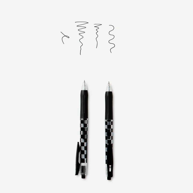 Gel ink pens. 4 pcs