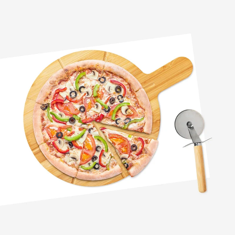 Bamboo pizza cutting board with pizza cutter