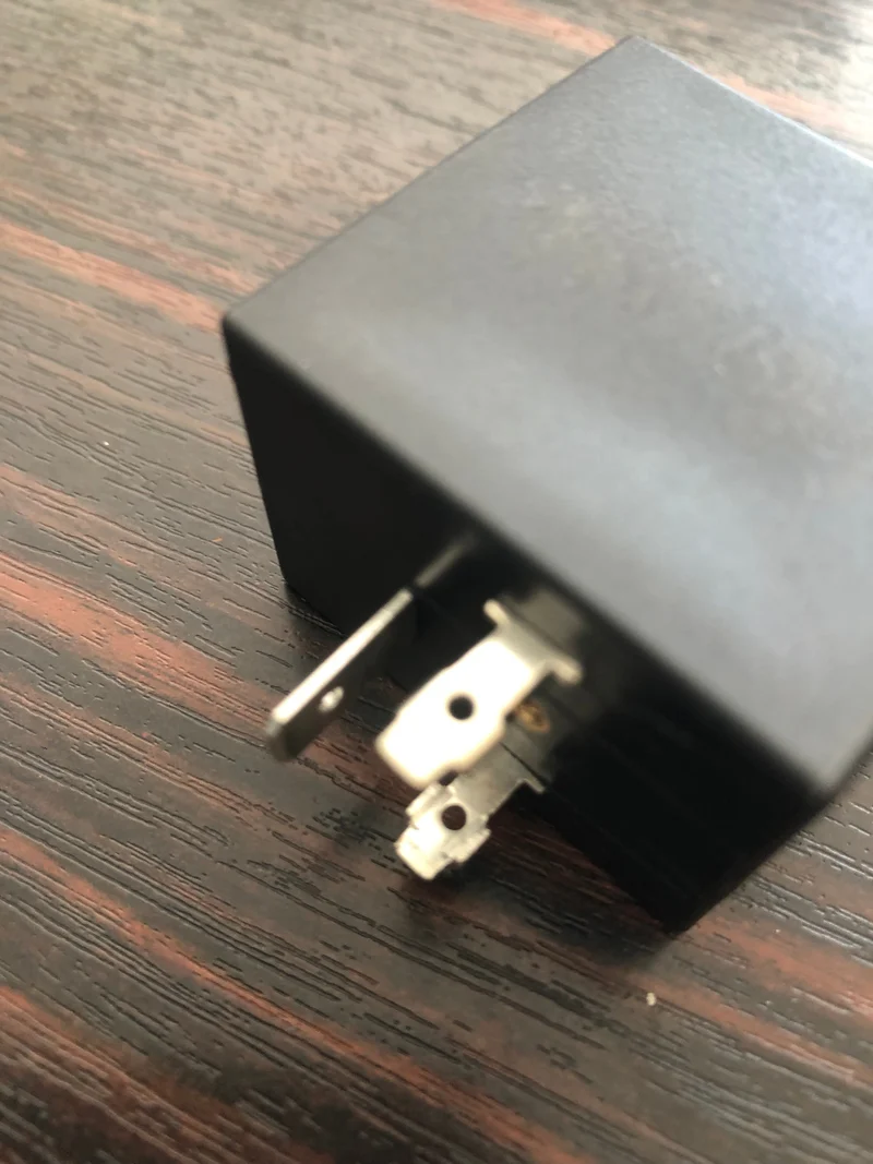 Bobina 230V 8W 50Hz – Foro Passante Ø13,5 mm per Elettrovalvola