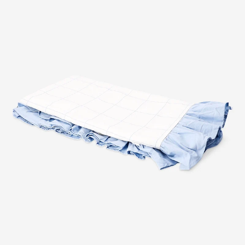 Tablecloth with fine check pattern and frilled edge - 140x220 cm