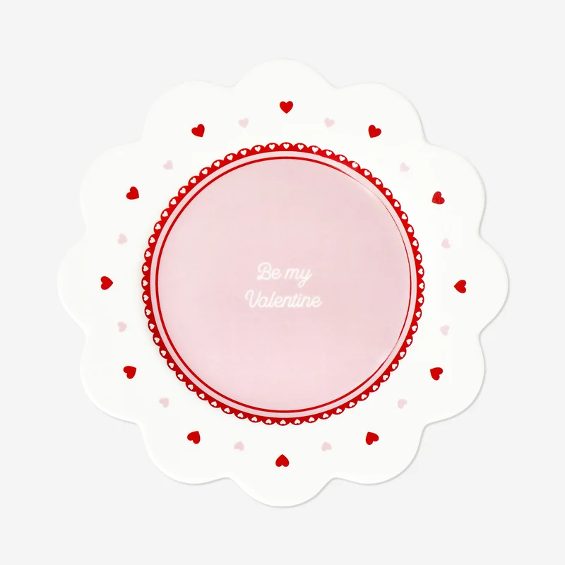 Serving plate with hearts and scalloped edges - 20 cm