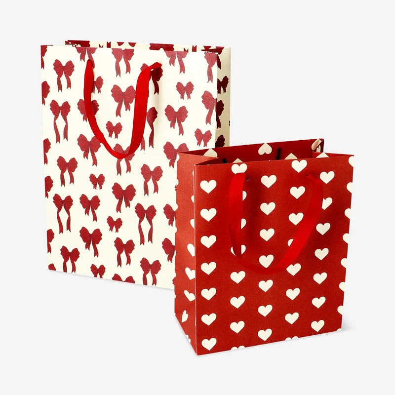 Gift bags with bows and hearts - 2 pcs