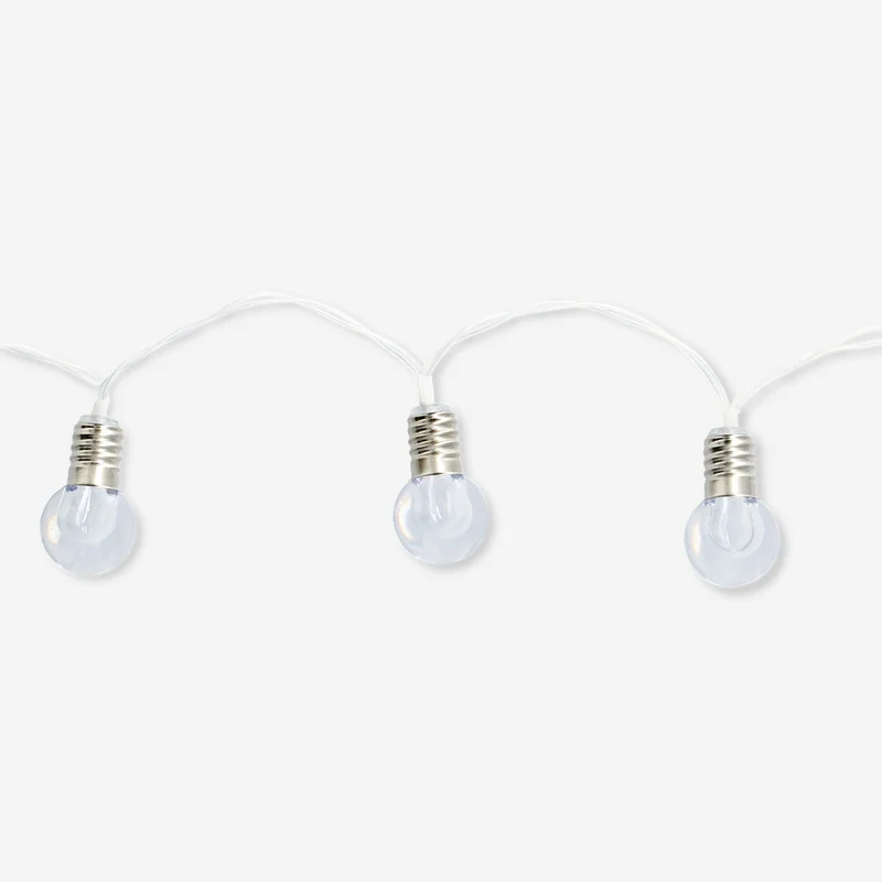 Outdoor string lights - Clear bulbs