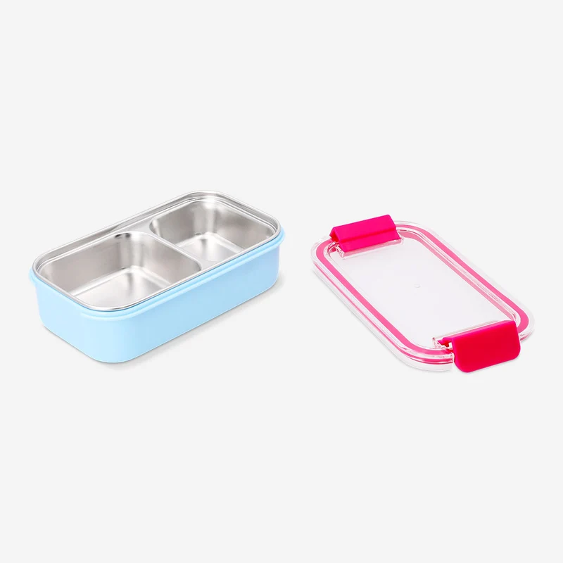 Lunchbox with divider tray