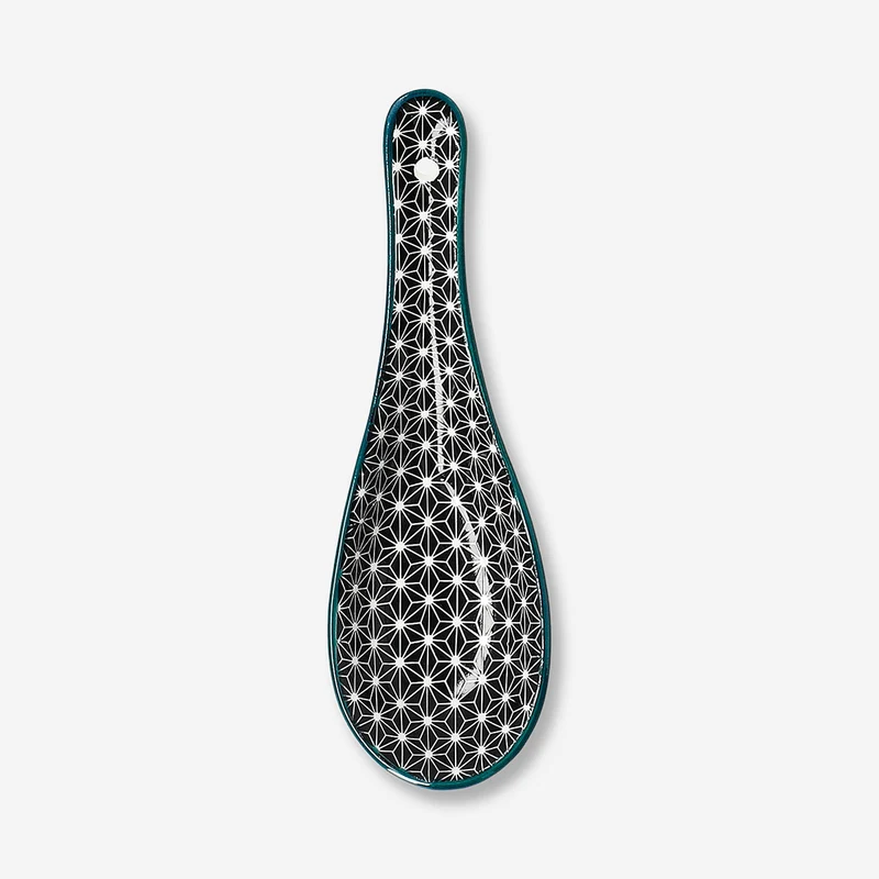 Ramen spoon with geometric print