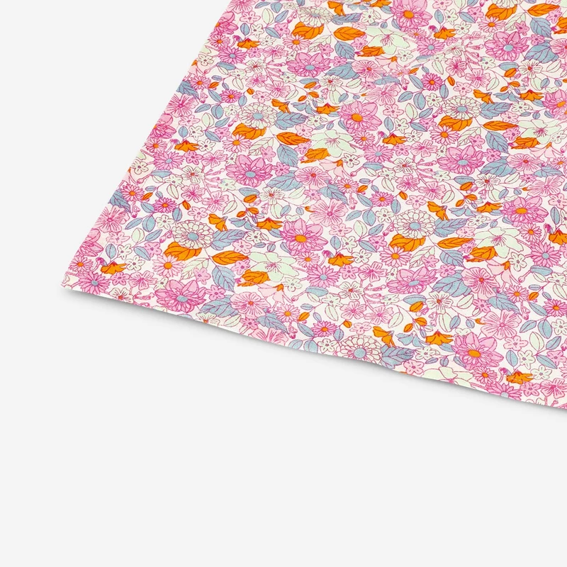 Tablecloth with flower print - 140 x 220 cm