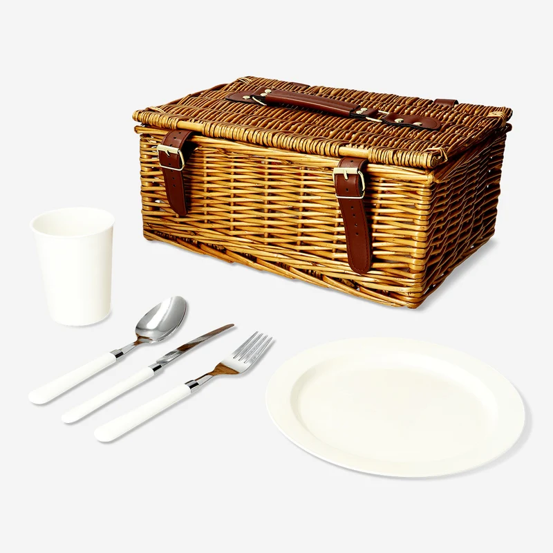 Picnic basket with cutlery and lid