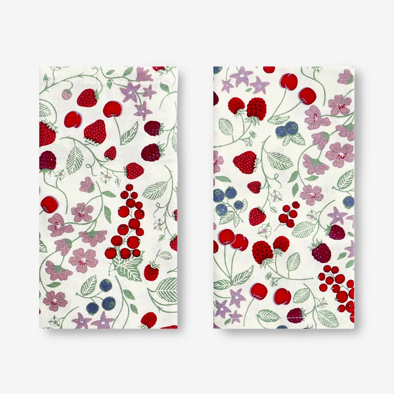 Fabric napkins with strawberry print - 2 pcs