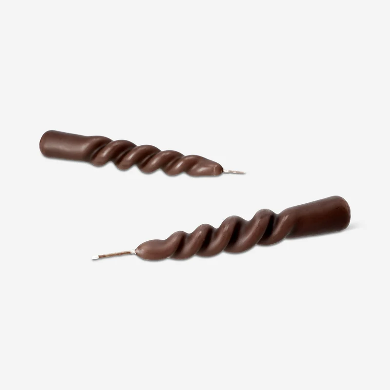Brown twisted dinner candles - 2 pcs