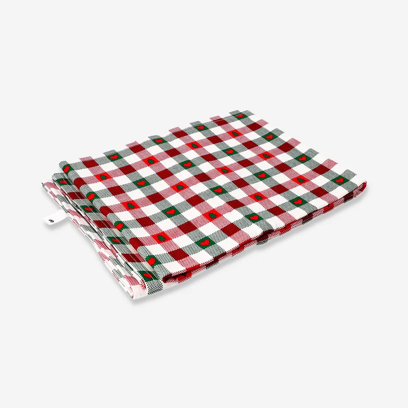 Checkered tablecloth - 140x220 cm