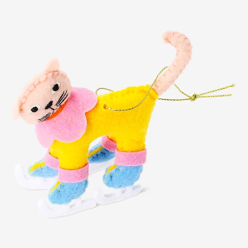 Hanging ornament - Skiing cat in felt