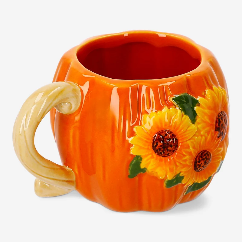 Mug with embossed sunflowers - 300 ml