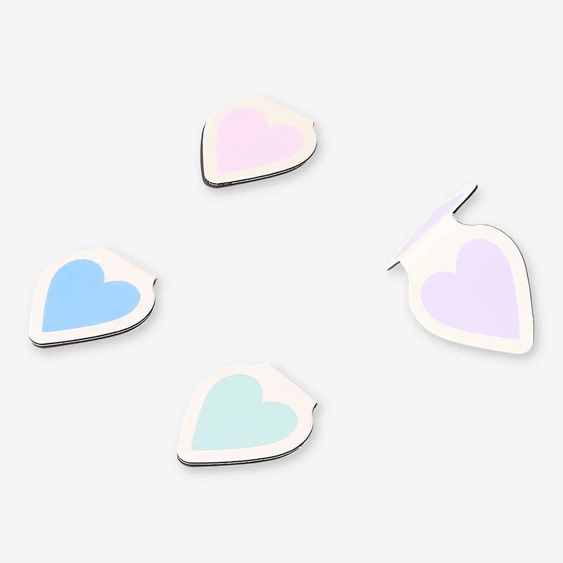 Magnetic bookmarks as hearts - 4 pcs