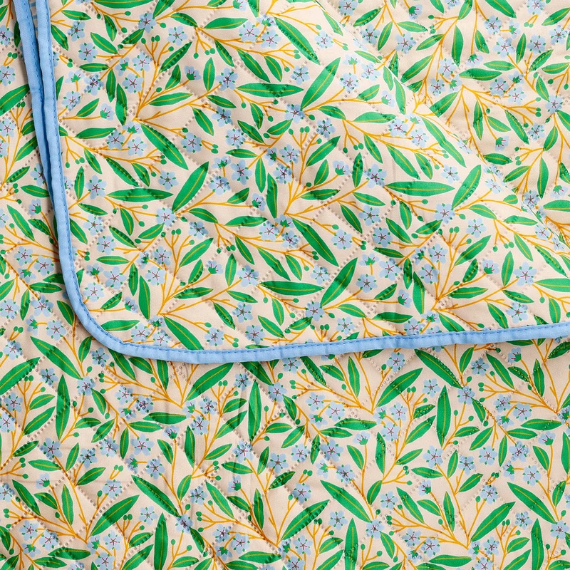 Quilted blanket - 170x130 cm