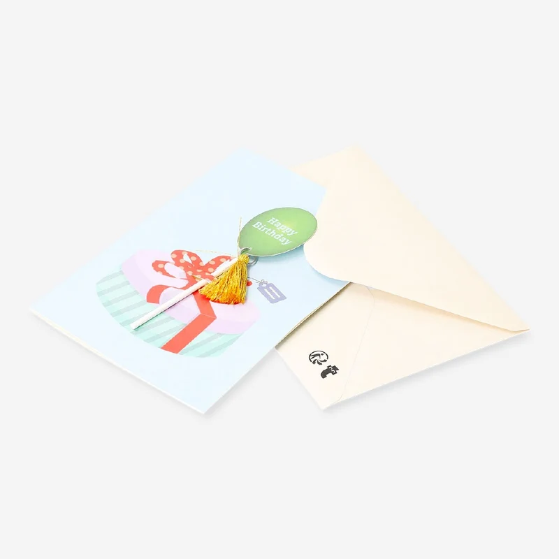 Birthday card - Balloon with tassle attachment