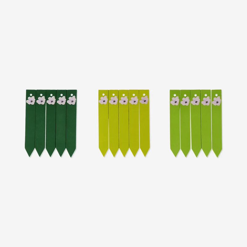 Wooden plant labels with flowers - 15 pcs