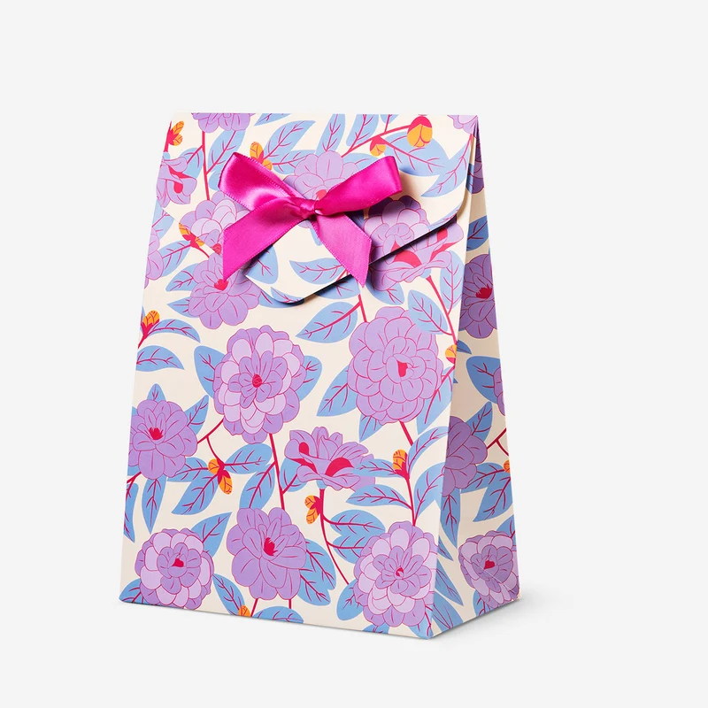 Floral gift box with ribbon