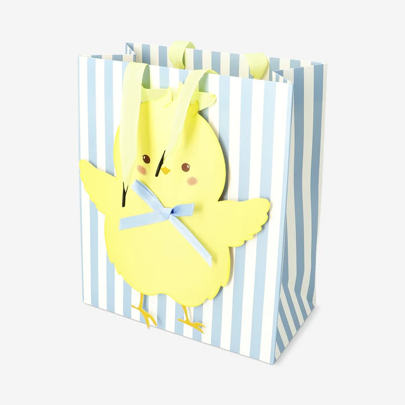 Gift bag with Easter chicken