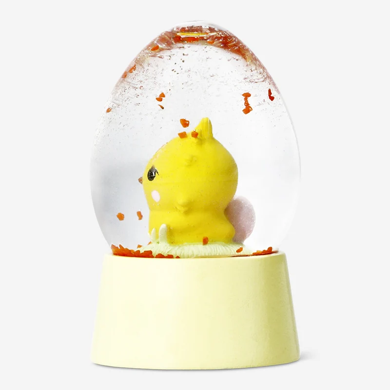 Snow globe with Easter chicken