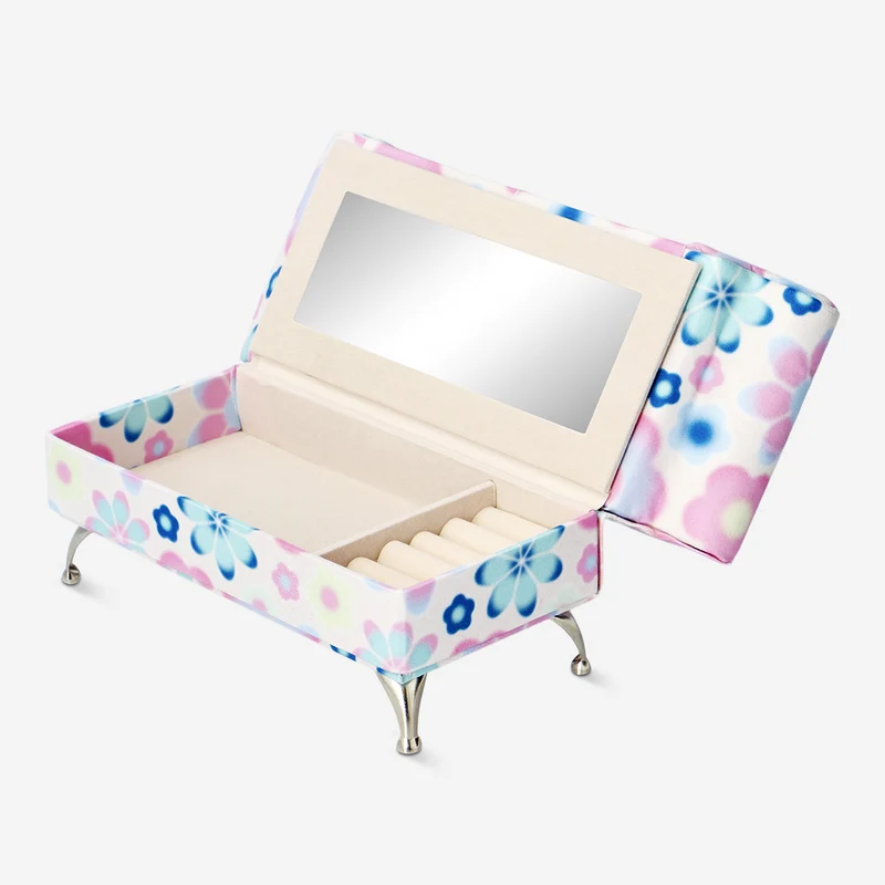 Floral sofa as jewellery storage