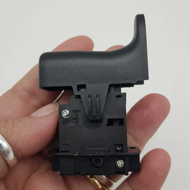 Interruttore per sega elettrica Black+Decker kfbes890