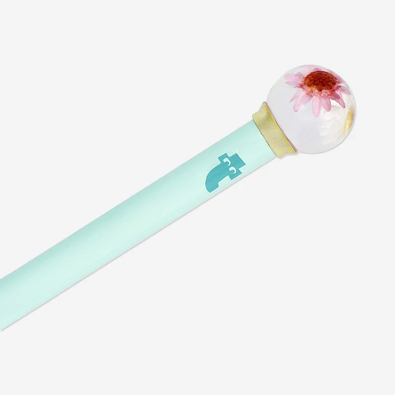 Turquoise pen with flower globe
