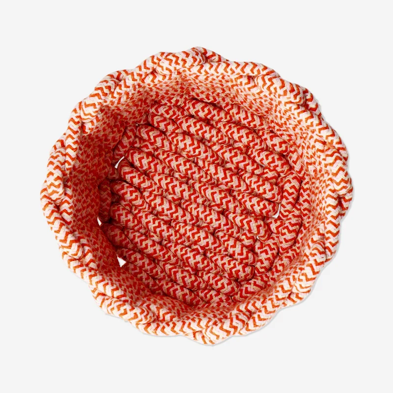 Red braided round basket - 18 cm