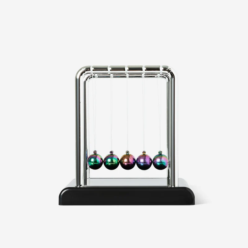 Small Newton's cradle - Oil slick