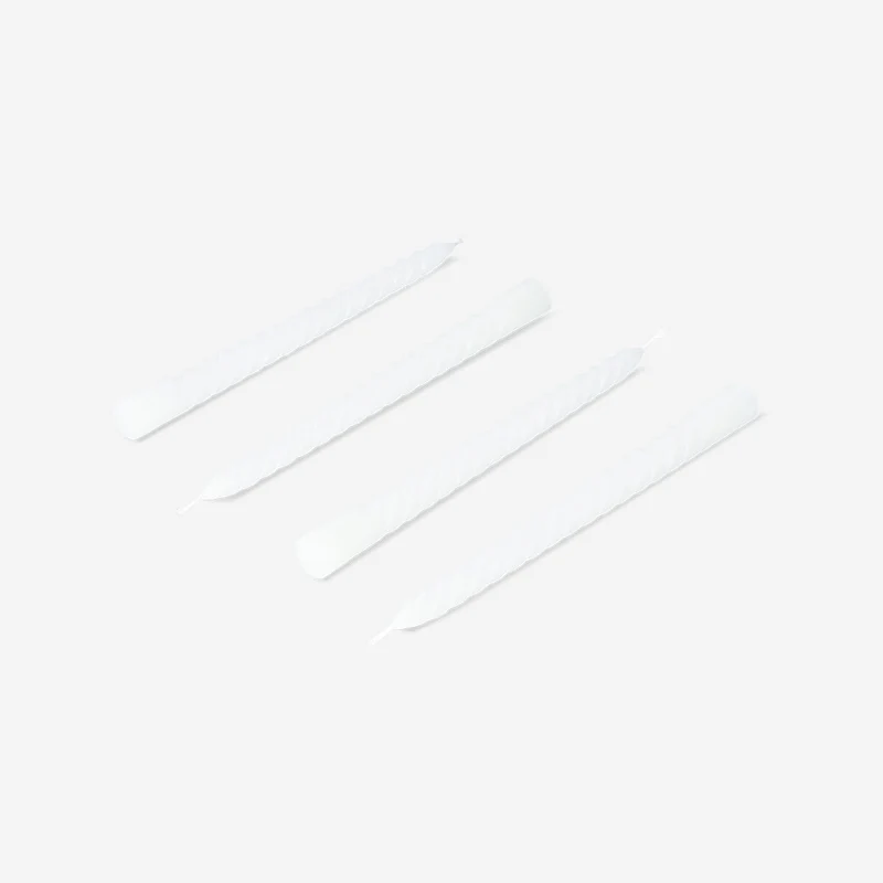 Twisted white dinner candles - 4 pcs