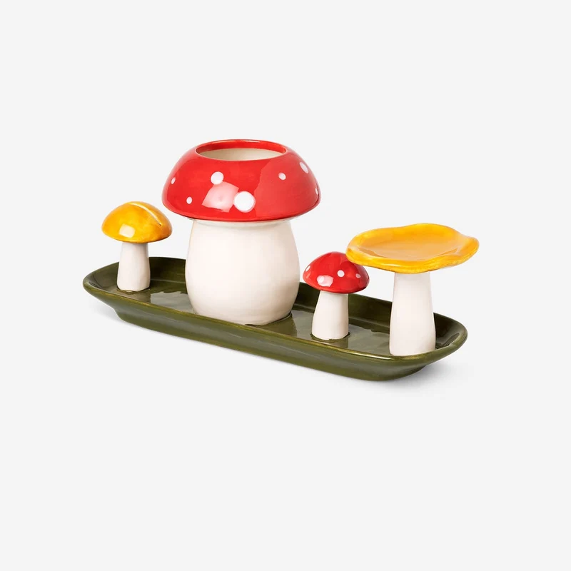 Mushroom pencil holder