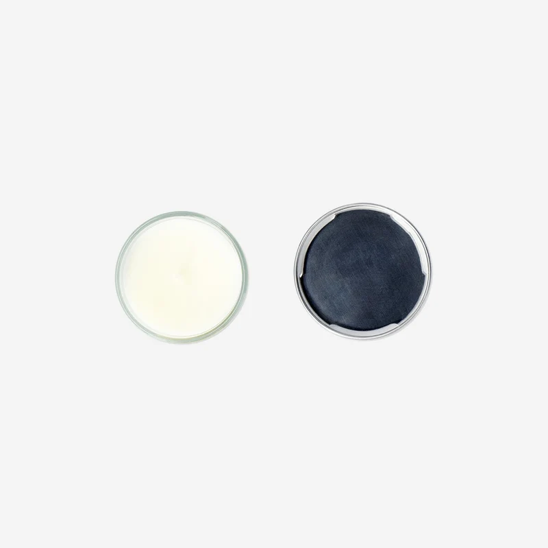 Scented candle with peach fragrance
