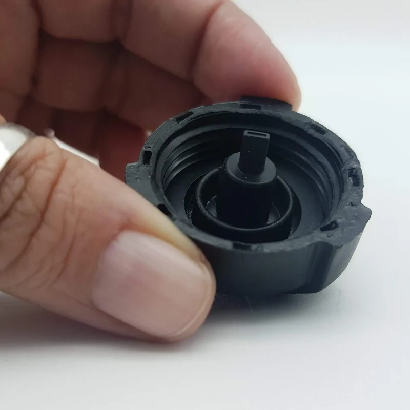 Tappo serbatoio olio per motosega Black+Decker cs2040