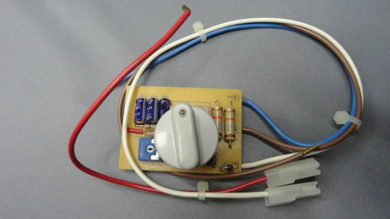 Scheda elettronica + dado + manopola stiromatic 3000 Ariete