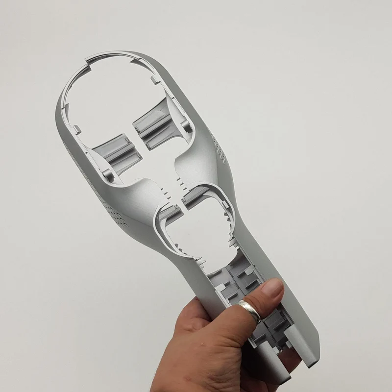 Fiancata destra e sinistra forata per scopa elettrica Black+Decker silver