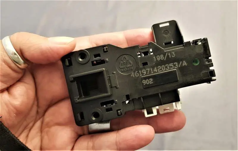 Blocco porta lavastoviglie Whirlpool 480111101392 awoe1040