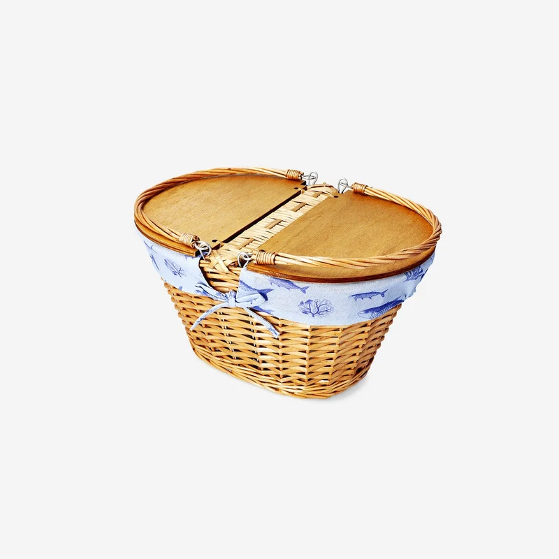 Picnic basket with fabric cover
