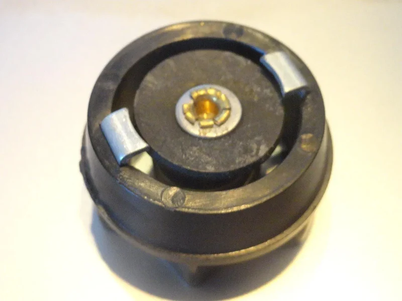 Tappo serbatoio G3 Ferrari modello600