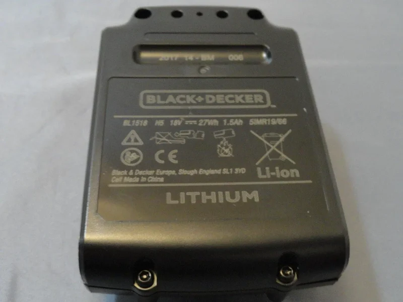 Batteria 18v-1.5ah litio per trapano senza cavo Black+Decker bl1518