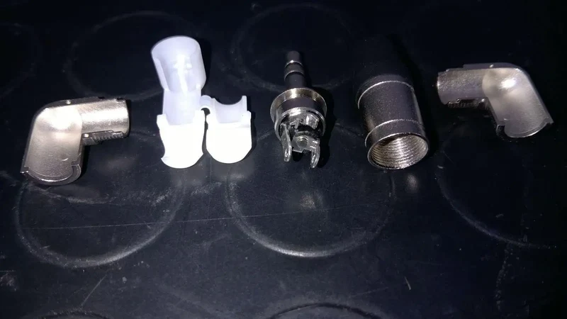 Spina jack stereo angolare hight quality Ennebiservice