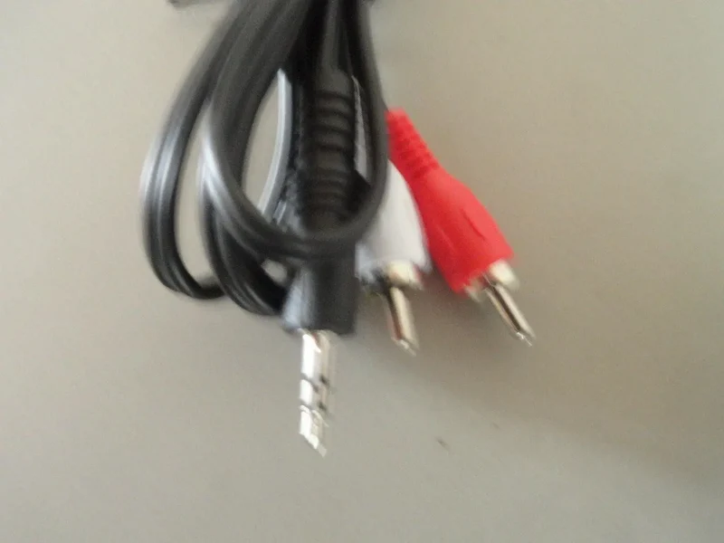 Cavo jack 3.5mm stereo - 2x rca - 1.5m nero Universale
