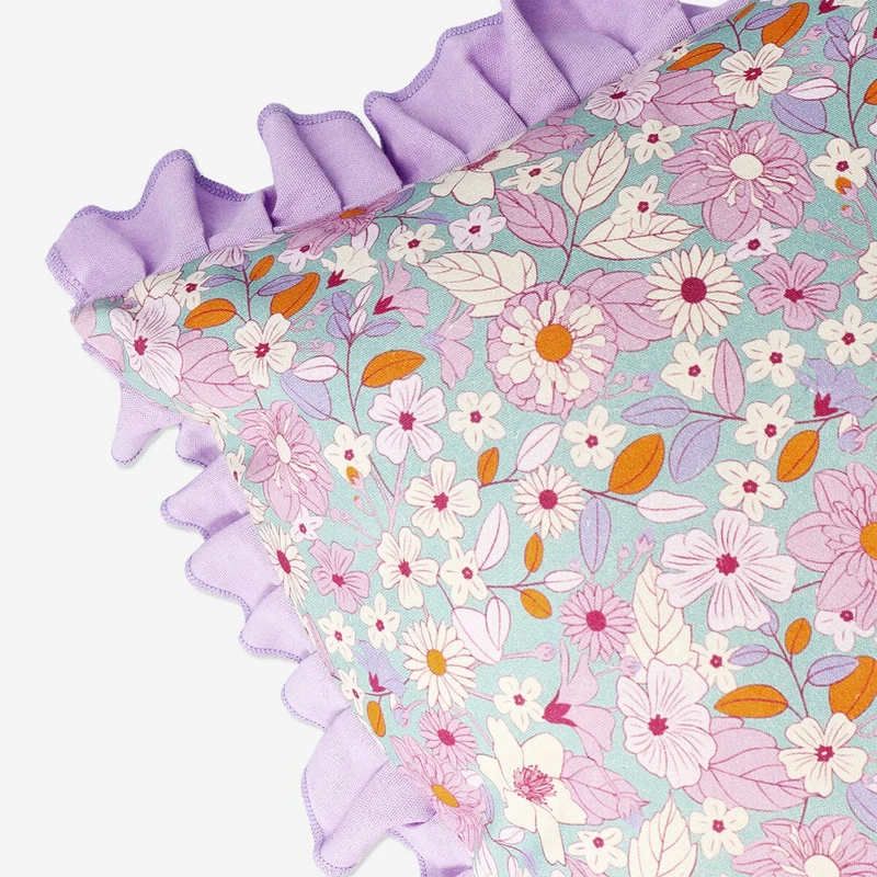 Cushion with flower print