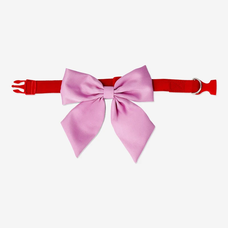 Adjustable pet collar with bow