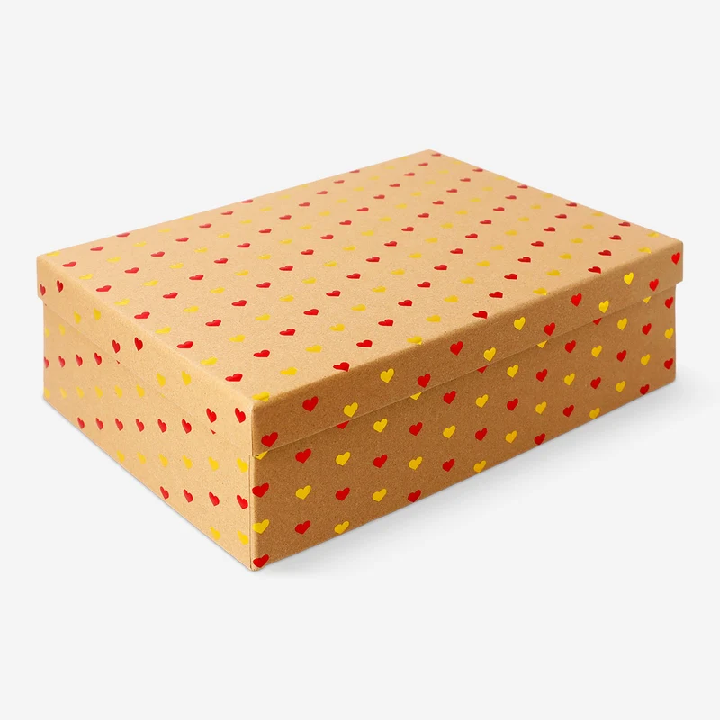 Gift box with foil hearts - 28 cm