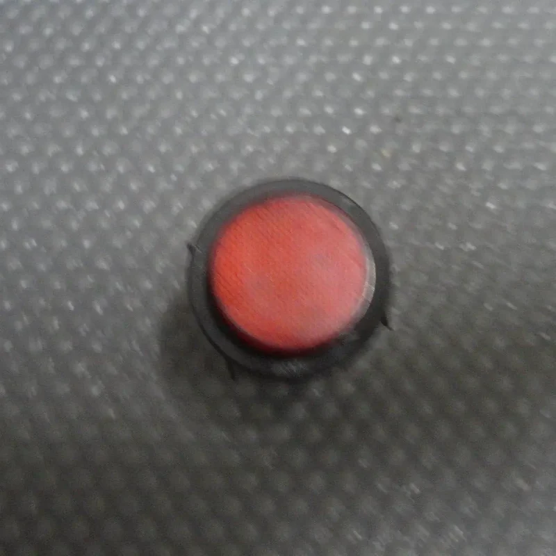 Interruttore tasto tondo luminoso rosso bipolare 16a 4 contatti Micromic