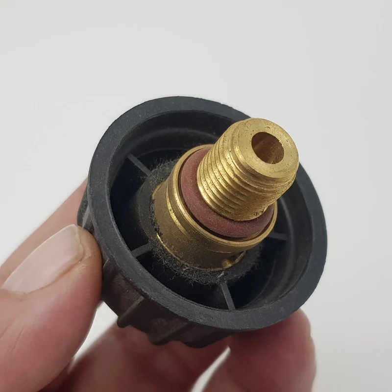 Tappo caldaia 1/4 maschio Universale