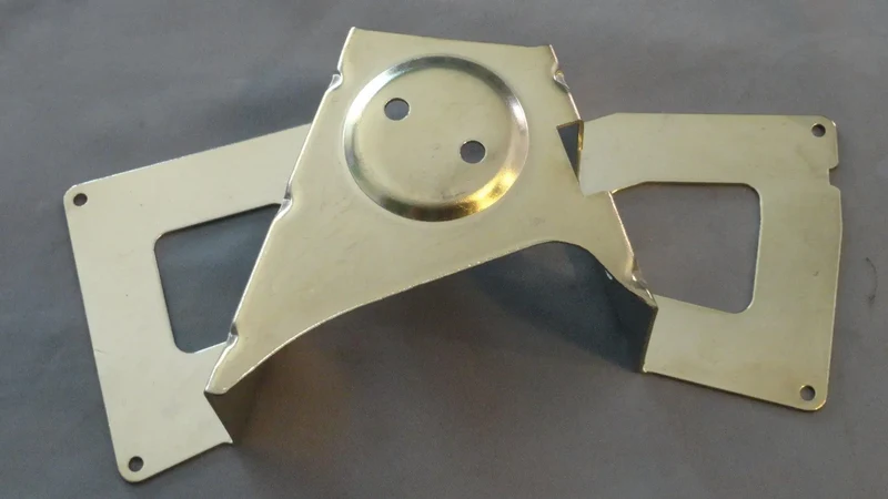 Staffa fissaggio caldaia 4390 stiromatic no stop Ariete